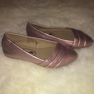Girl’s dress shoes by Resorts 12
